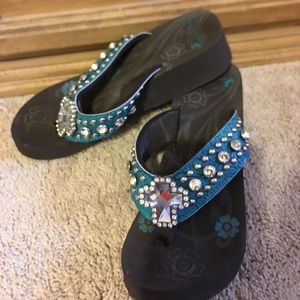 Montana west flip flops